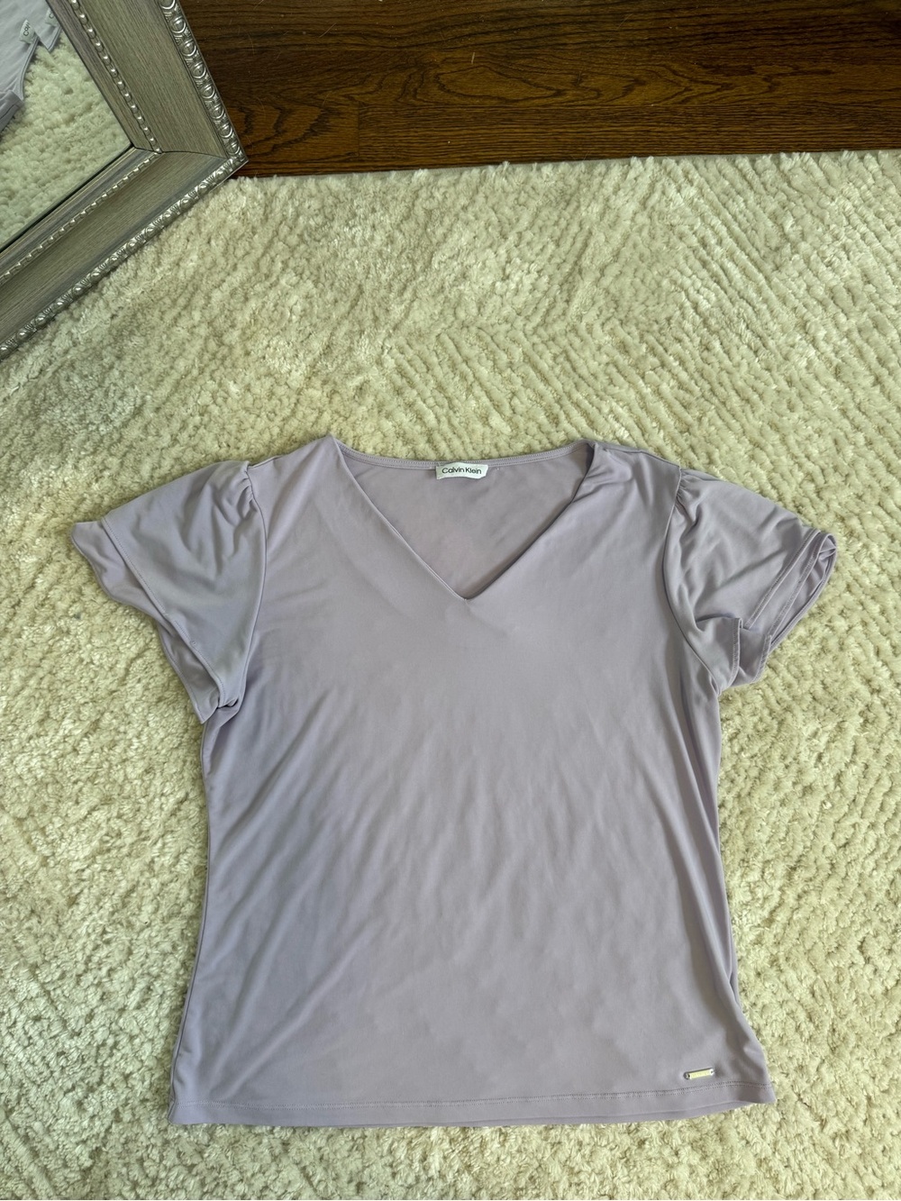 Calvin Klein Light Lavender V-Neck Short Sleeve Top - Picture 2 of 3